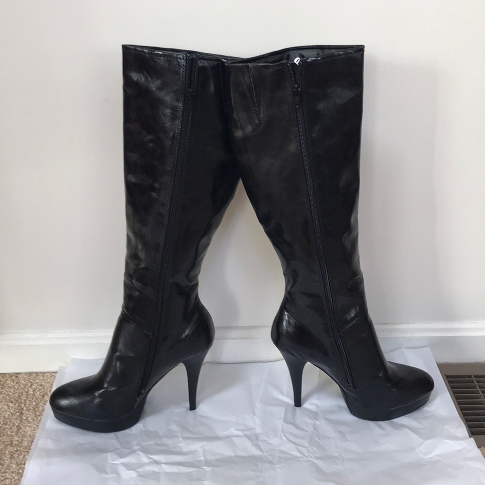 GOMAX Size 10 black knee high zippered boots - Picture 2 of 11